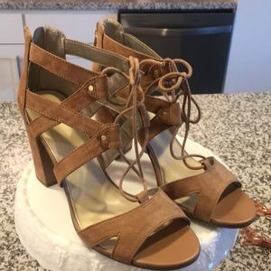 Elegant nude suede gladiator sandals